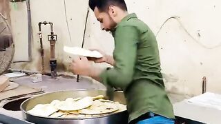 Keeme wali roti kisko chahiye-???? ❤️ #shorts #viral #trending #youtube