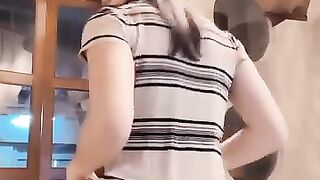 girl dance viral 45