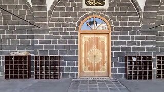 Eid_Gah_of_the_Prophet_s_time_in_Madina___Ziyarat_Madina