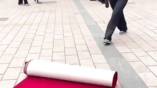 I love videos like these. Source :Ladbible