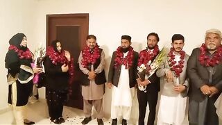 بہت پیاری ویڈیو// گیگا مال میں میٹینگ