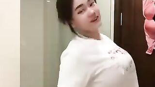 girl dance viral 51