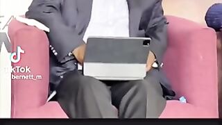See this man losing millions of dollars