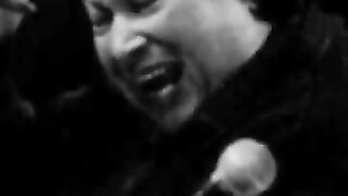 Wo_bhi_apne_na_howe___Nusrat_Fateh_Ali_Khan____#nfak_#nusratfatehalikhan_#qawwali(360p).