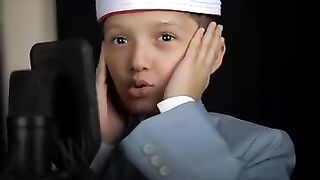 ماشاء الله على قرأة القرآن الكريم بصوت رائع جداً