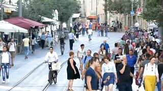 Population in the street