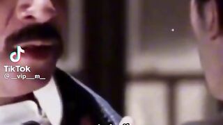 اضحك من قلبك