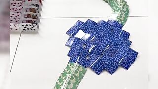 Falling cards Domino's iron man