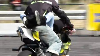 Tandem_Stunts_with_Girl