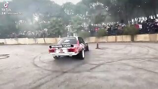 DRIFTING