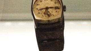 A watch showing dark time