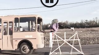 Newton’s first law of motion demonstrated