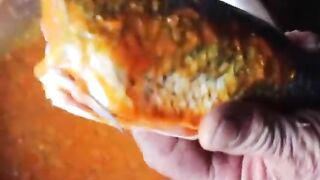 پہاڑ میں ماں جی اور بابا جی کا  رہے ہیں کیا یہ کانا لذیز ہوگا