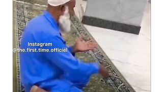 أشكو همى إلى الله فقط هو من يسمعنى