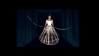 Hailee Steinfeld - Afterlife (Dickinson)