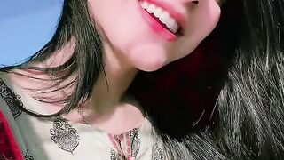 beauti sing a song
