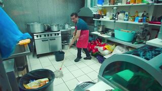 CHAL MERA PUTT 2 FUNNY SCENES  _ Nasir chinyoti deal done aa 720P HD1