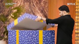 Sunil ki dhamakedaar entry _ The Great Indian Kapil Show _ Kapil Sharma, Ranbir Kapoor