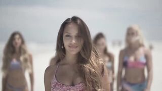 Beautiful  walking on the beach 4k