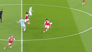 Mancity with a lesson in the art of side-foot finishing