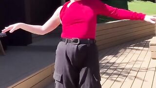 Hum ma soy hn hum ma jaagy hn#english lady dance on Indian song