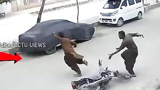 Bike Owner Rock ❤️ Chor Shocked #short #shorts #shortsvideo #trending