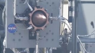 Rotating detonation jet engine with an aero spike nozzle attachment