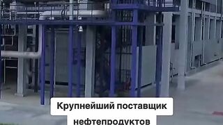 ДРОНОВЕТЕ ДОБИВАТ РУСКИТЕ НПЗ