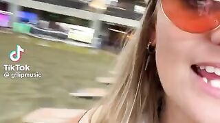 G learning cornhole with Chrishell’s family