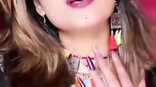 Indian Items pagal tuje kordw gi ek din piyer me episode 4