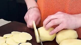 Yummy Creamy Gratin Potatoes