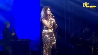 Kaun Tujhe __ M.S. Dhoni __ Live Palak Muchhal.