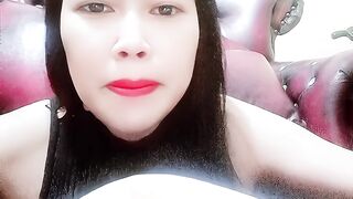 eat delicious seafood seblak