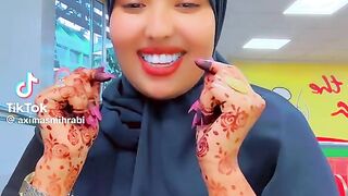 Queen subscribe me