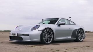 Porsche 911 GT3 Manual v PDK: DRAG RACE