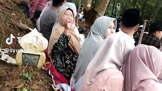 Dzikir Sebagian aliran di Indonesia