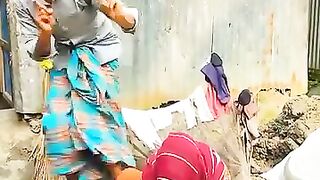 দেককা আলাইছি কয়া দিমু