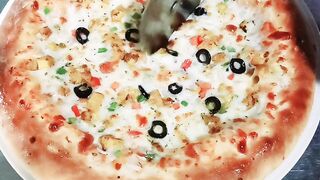 BBQ Tikka Pizza.????????????