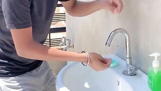 ???????? wait for the end ???????? very funny  ???????? watch this  for fun ????????