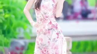 AI beauty dancing 5