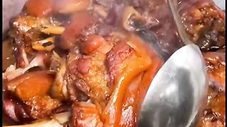 Stewed pork leg