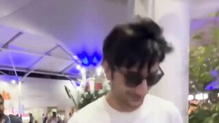 Ibrahim Ali Khan Spotted at the Airport #ibrahimalikhan #short #youtubeshort #shorts #trending #viral #shortvideo