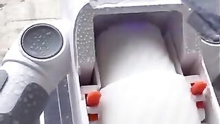 Finger cleaner