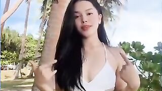 Bikini dance 19