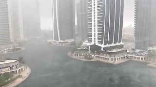 Dubai rain