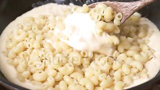 White sauce pasta