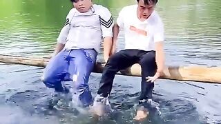 A Funny Story of Chinese friends