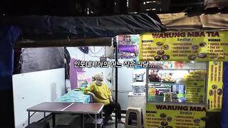 Viral ! Tzuyang lahap makan indomie kaki lima di jakarta