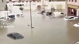 Dubai flood