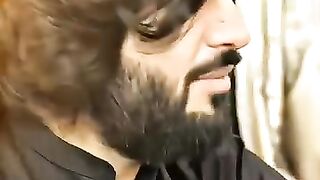 Zeeshan rokre